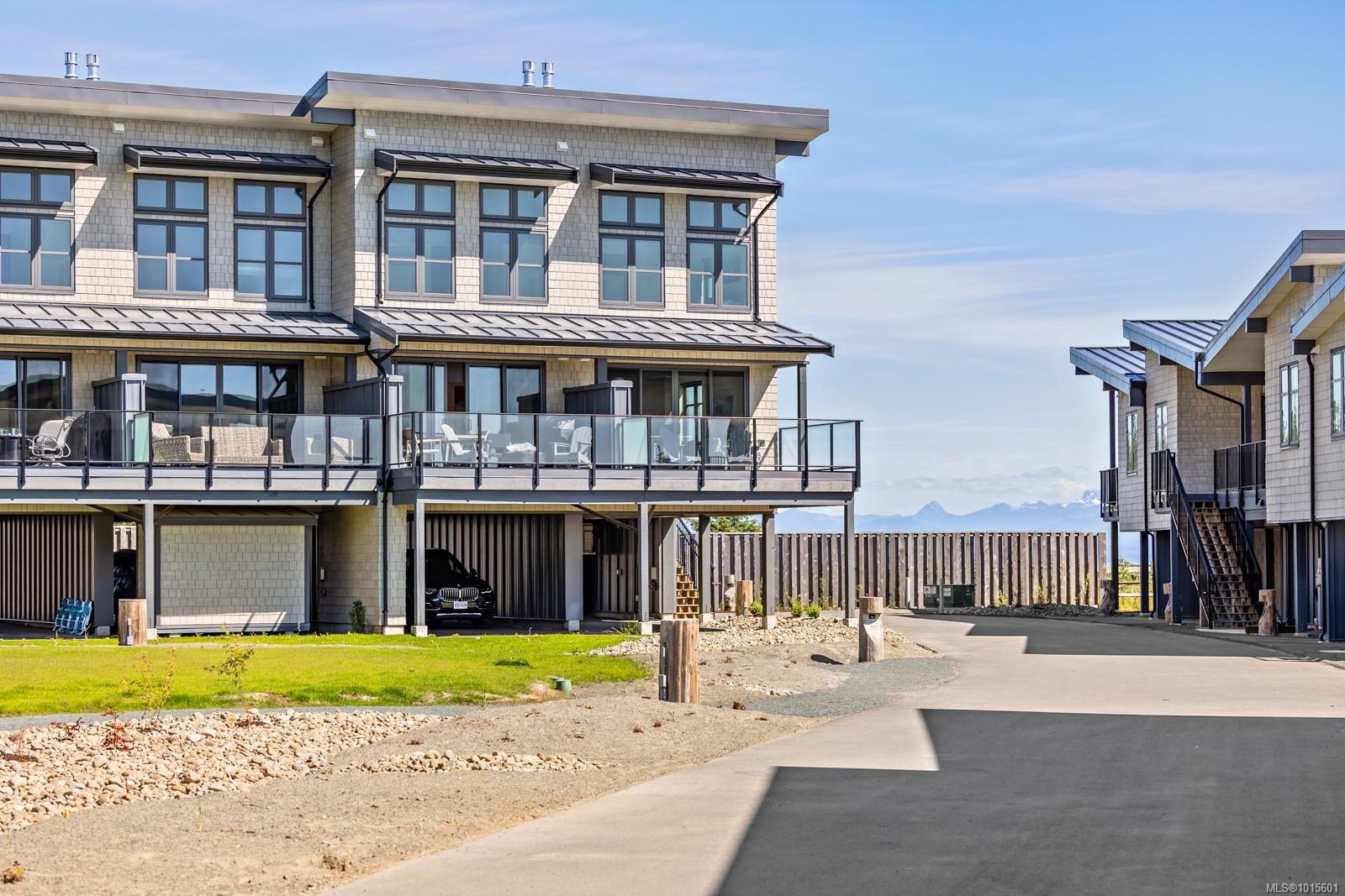 9022 Clarkson Ave # 12