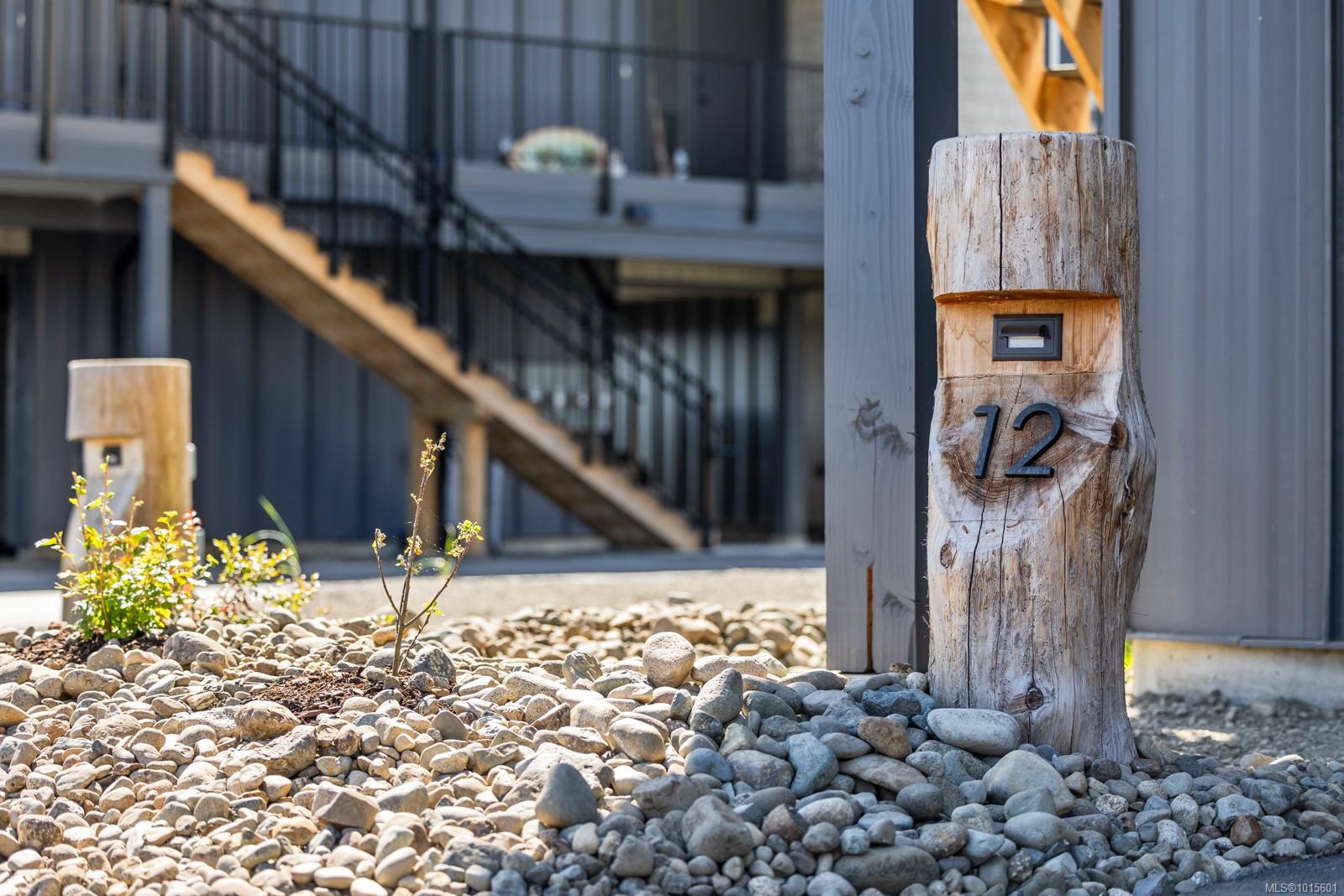 9022 Clarkson Ave # 12