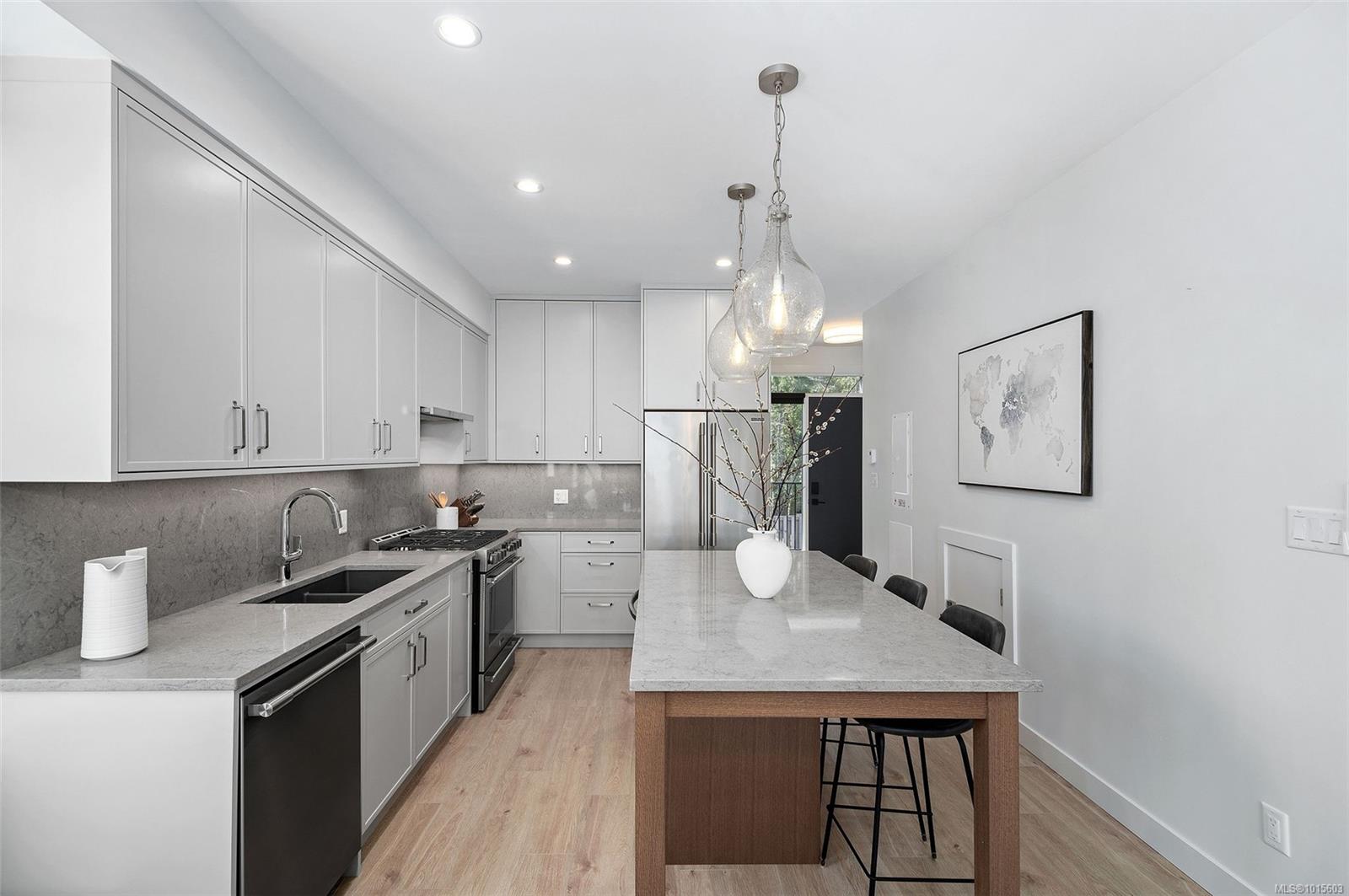 9022 Clarkson Ave # 22