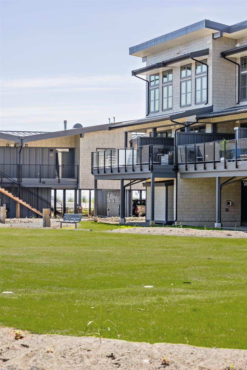 9022 Clarkson Ave # 22