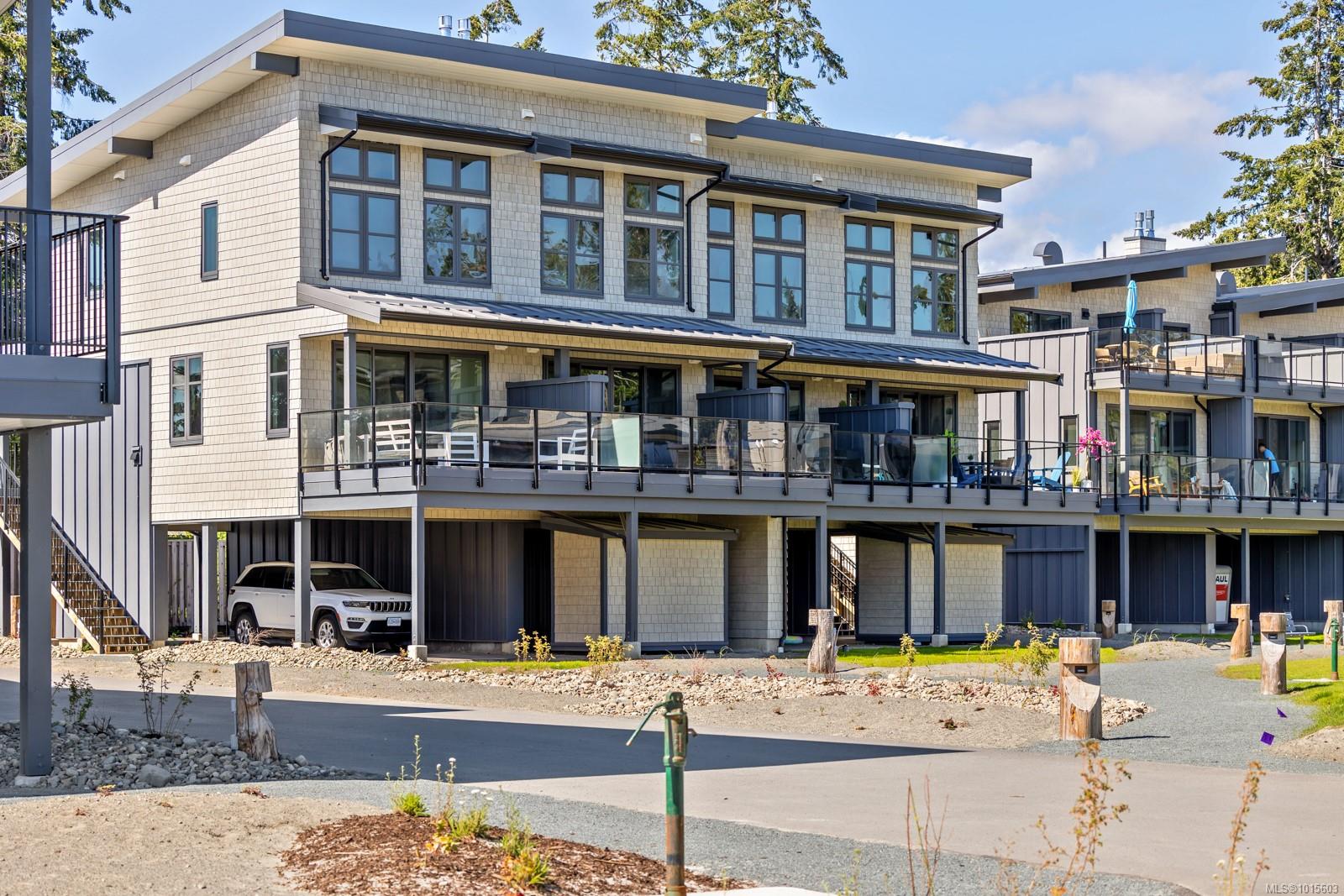 9022 Clarkson Ave # 22