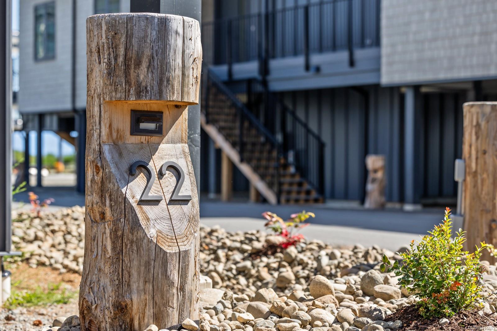 9022 Clarkson Ave # 22