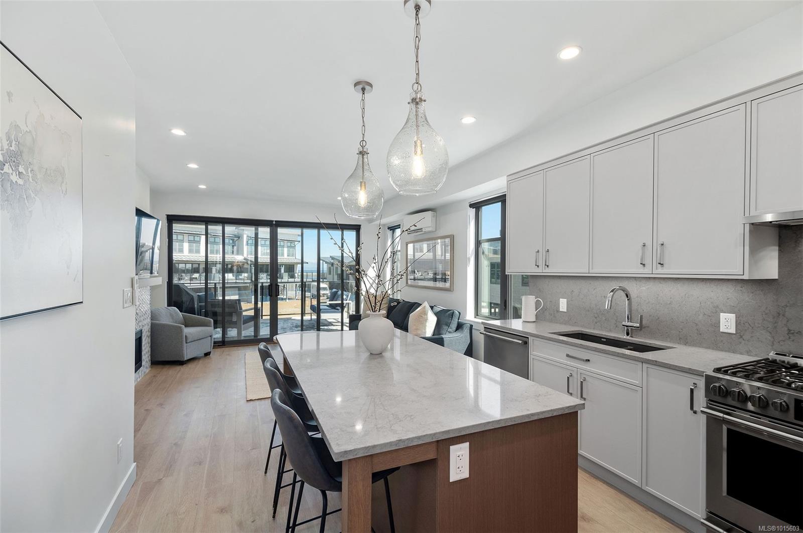 9022 Clarkson Ave # 22