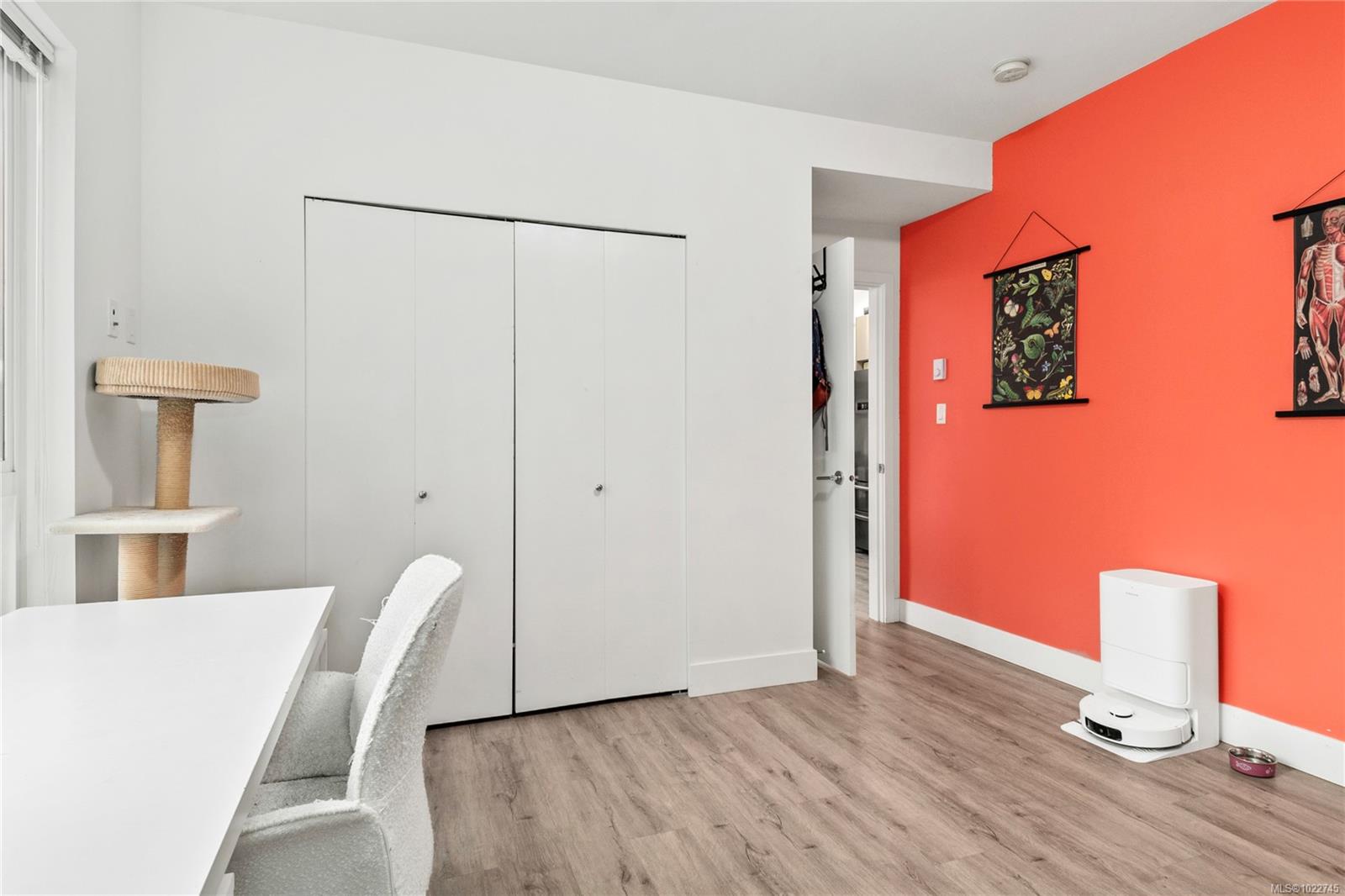 3070 Kilpatrick Ave # 102