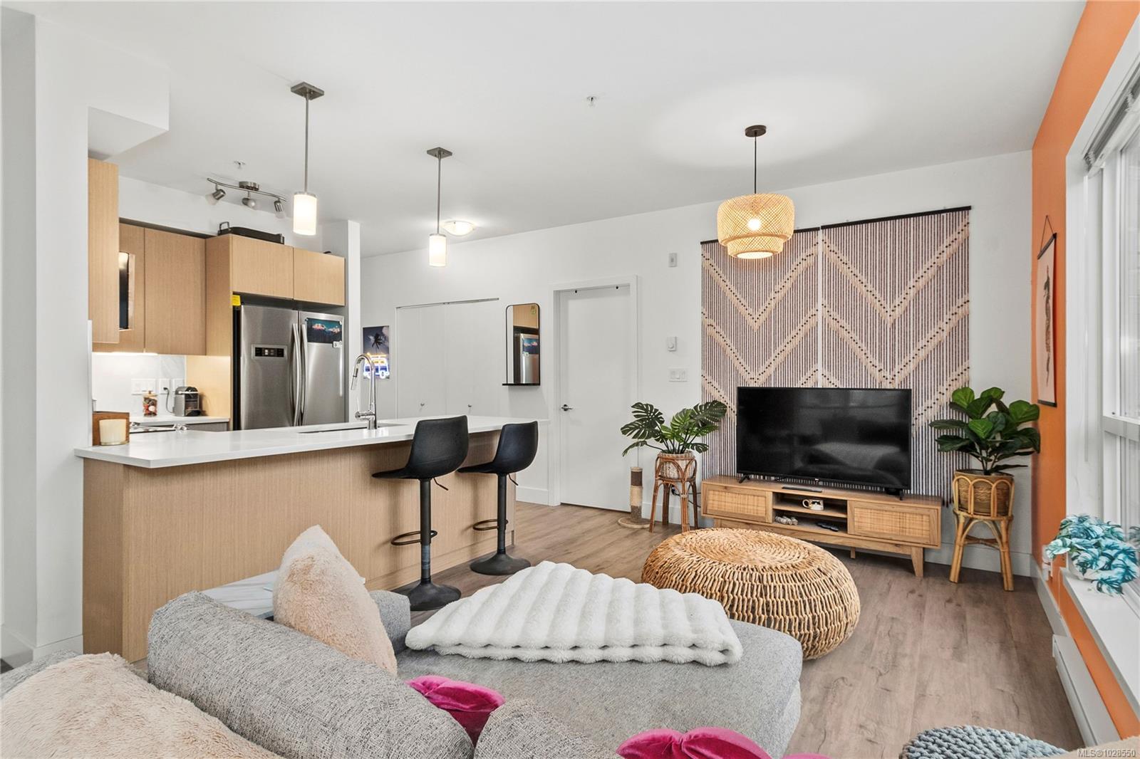 3070 Kilpatrick Ave # 102