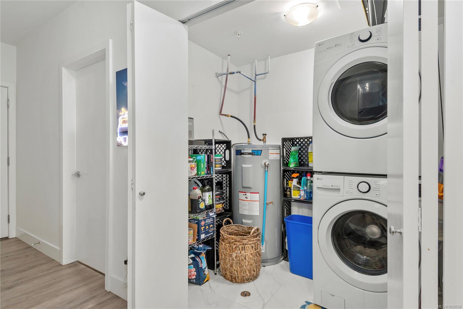 3070 Kilpatrick Ave # 102