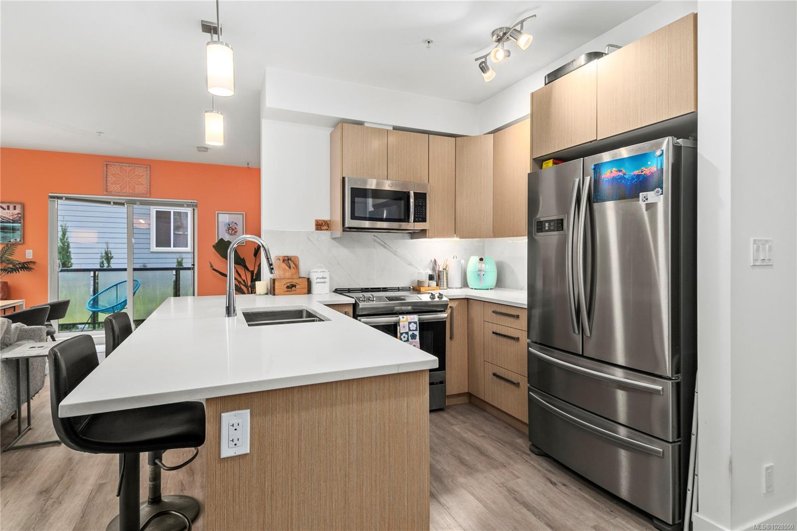 3070 Kilpatrick Ave # 102