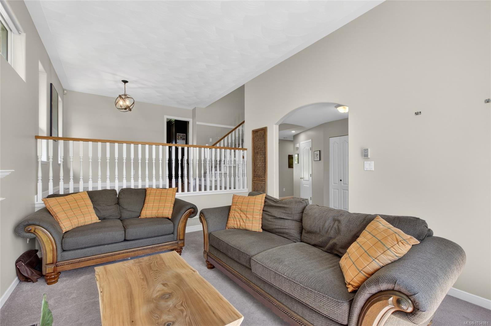 684 Hudson Rd