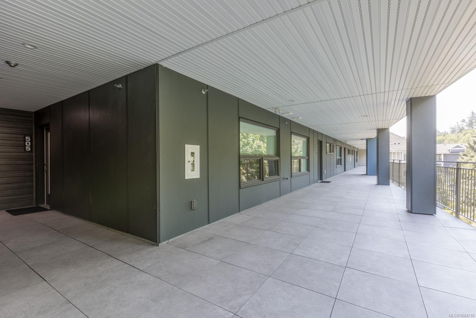 536 Island Hwy S #505