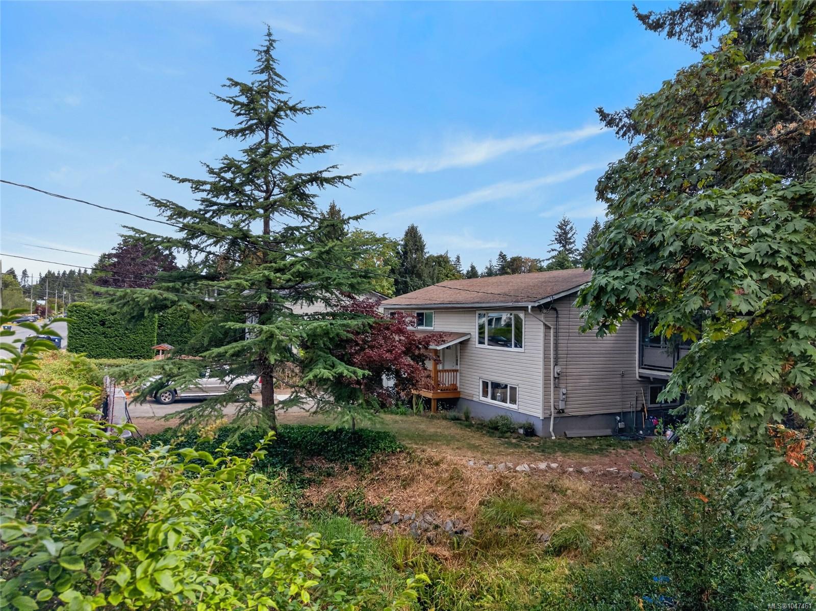 568 Salish St