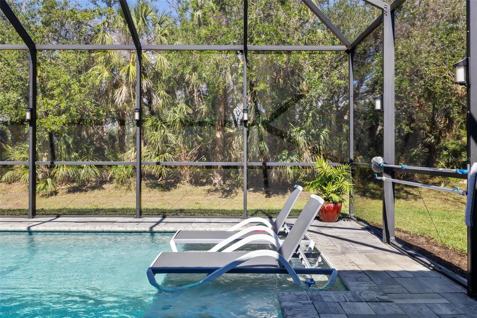 2042 MESIC HAMMOCK WAY