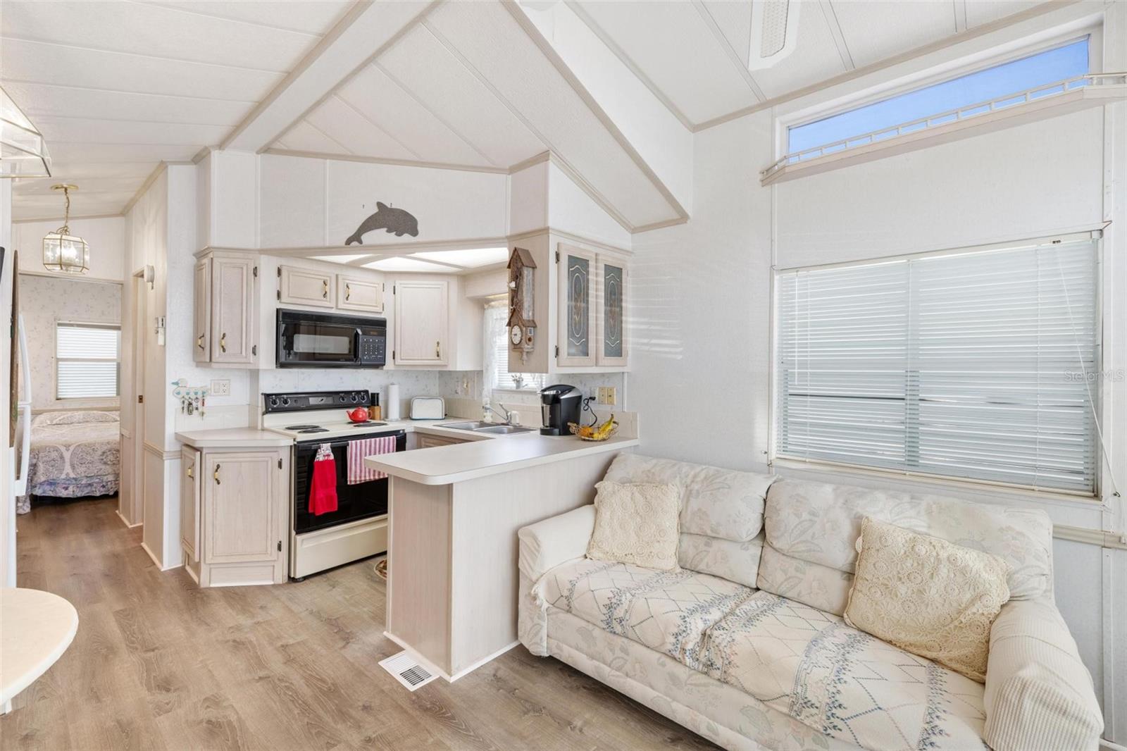 1475 FLAMINGO DR #330