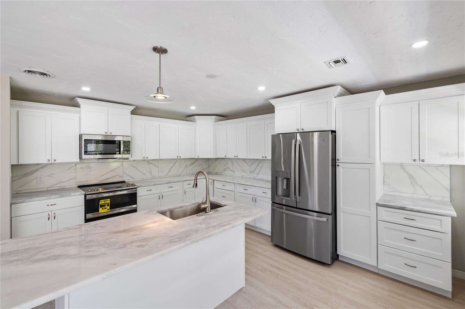 5992 OSPREY RD