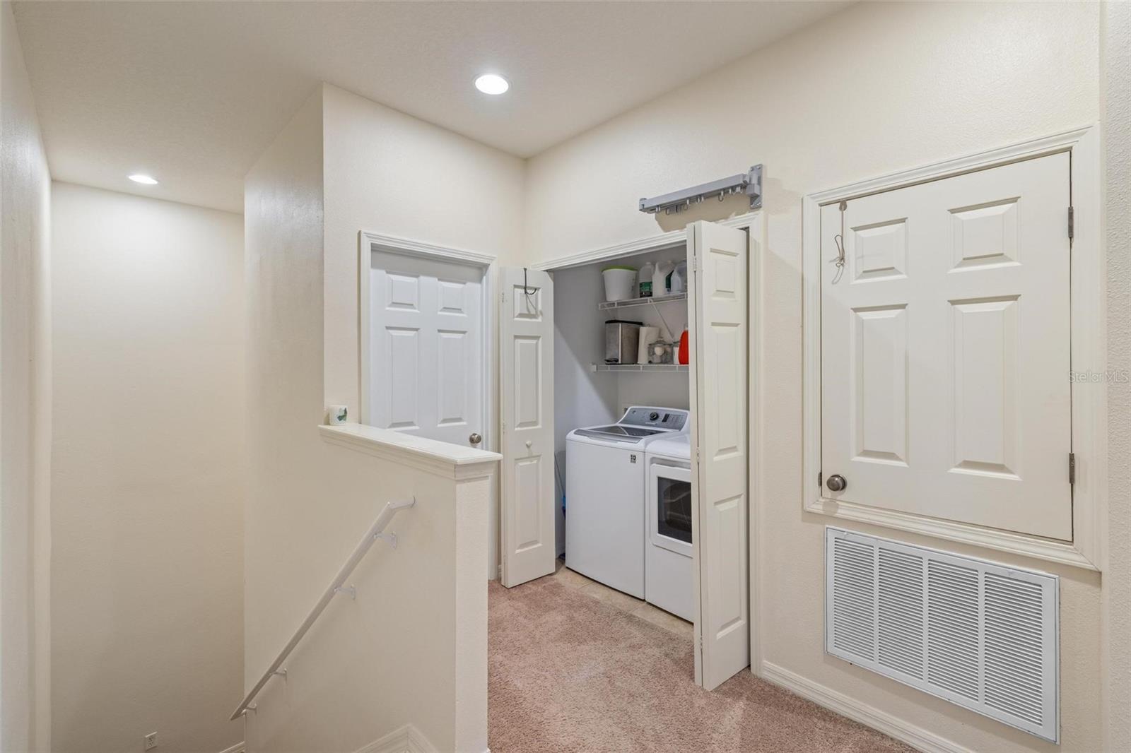 3613 PARKRIDGE CIR #11-201