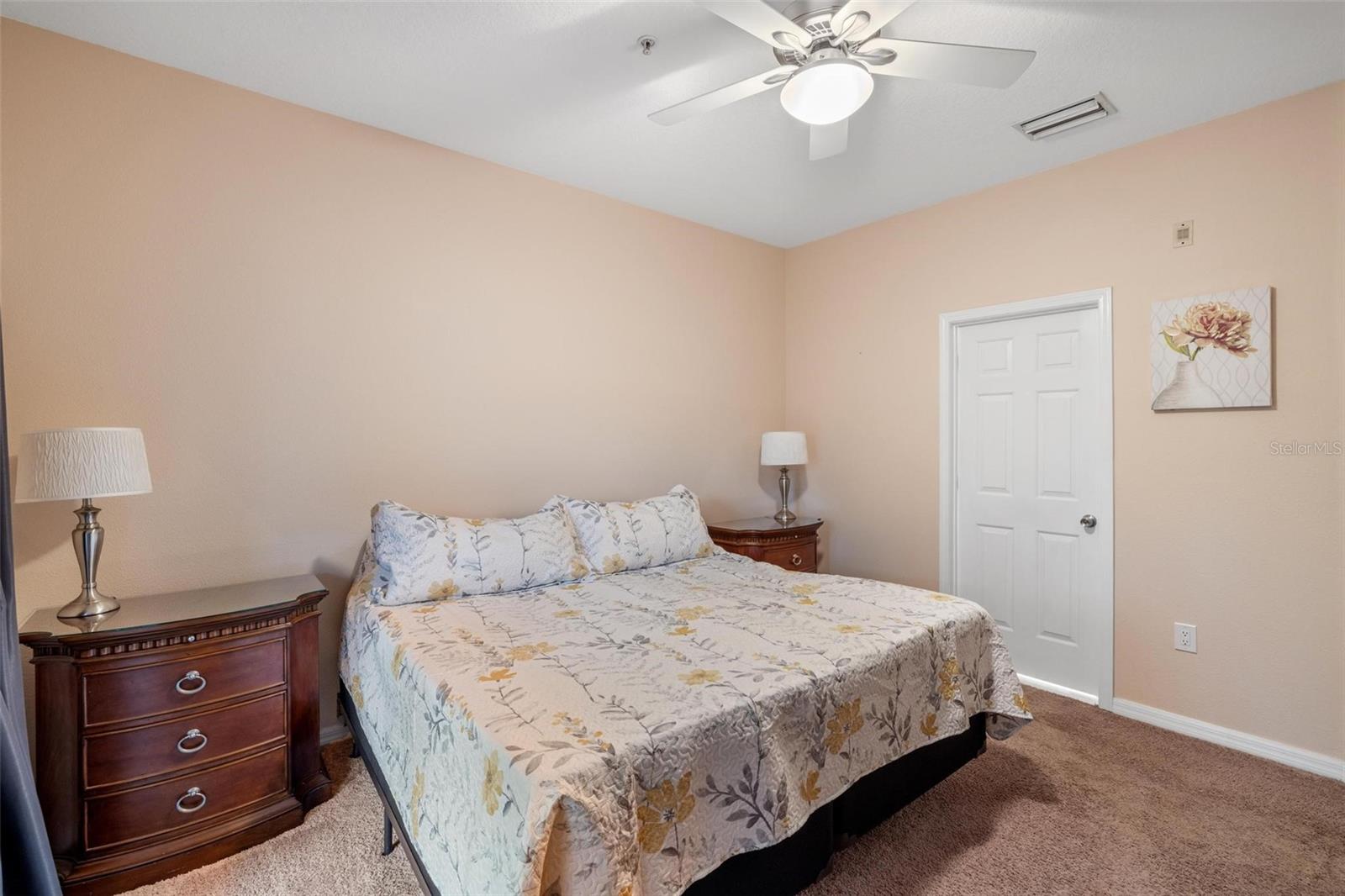 3613 PARKRIDGE CIR #11-201