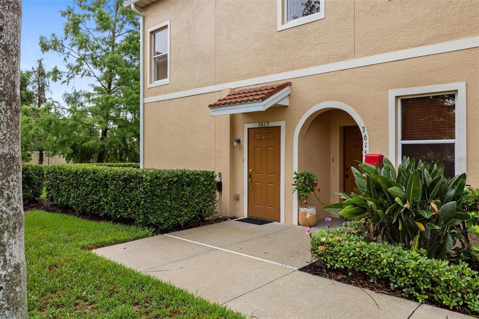 3613 PARKRIDGE CIR #11-201