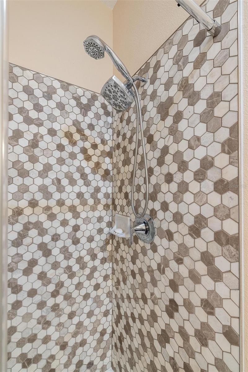 3613 PARKRIDGE CIR #11-201