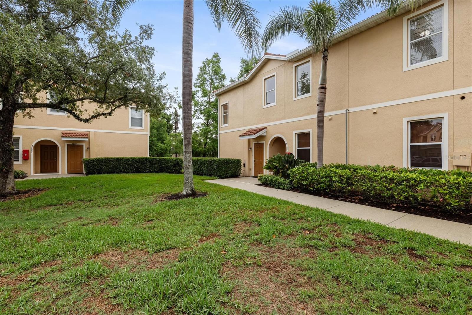 3613 PARKRIDGE CIR #11-201