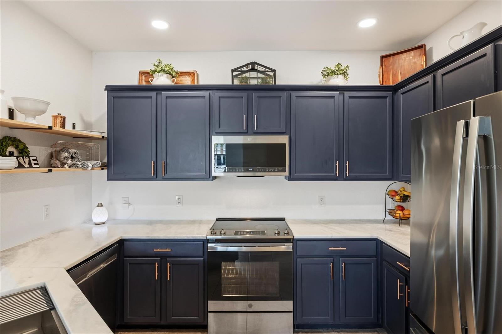 11915 TEMPEST HARBOR LOOP