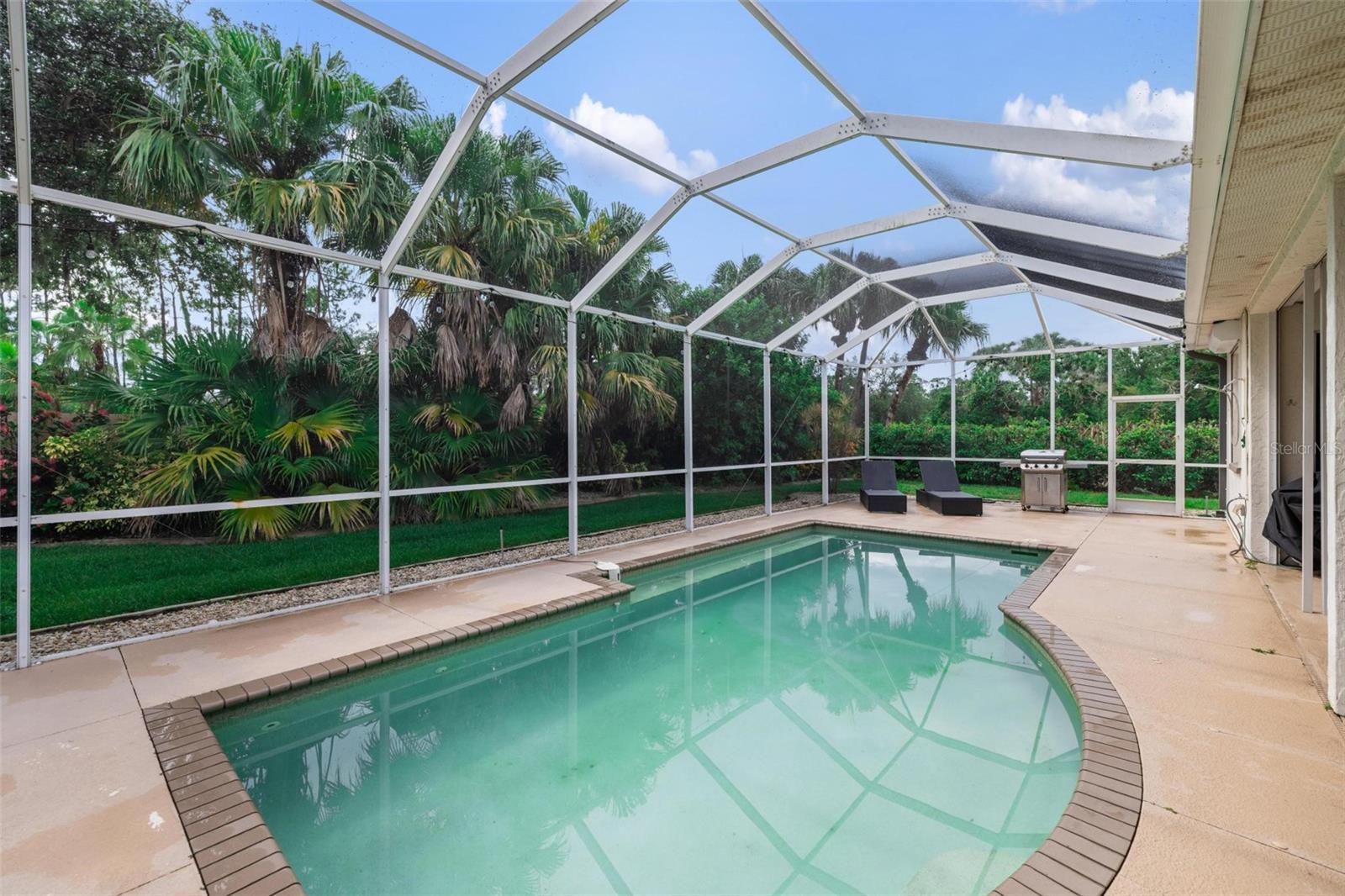 5201 SABAL TRACE DR