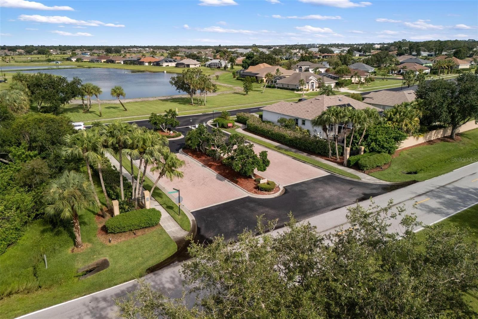 5201 SABAL TRACE DR