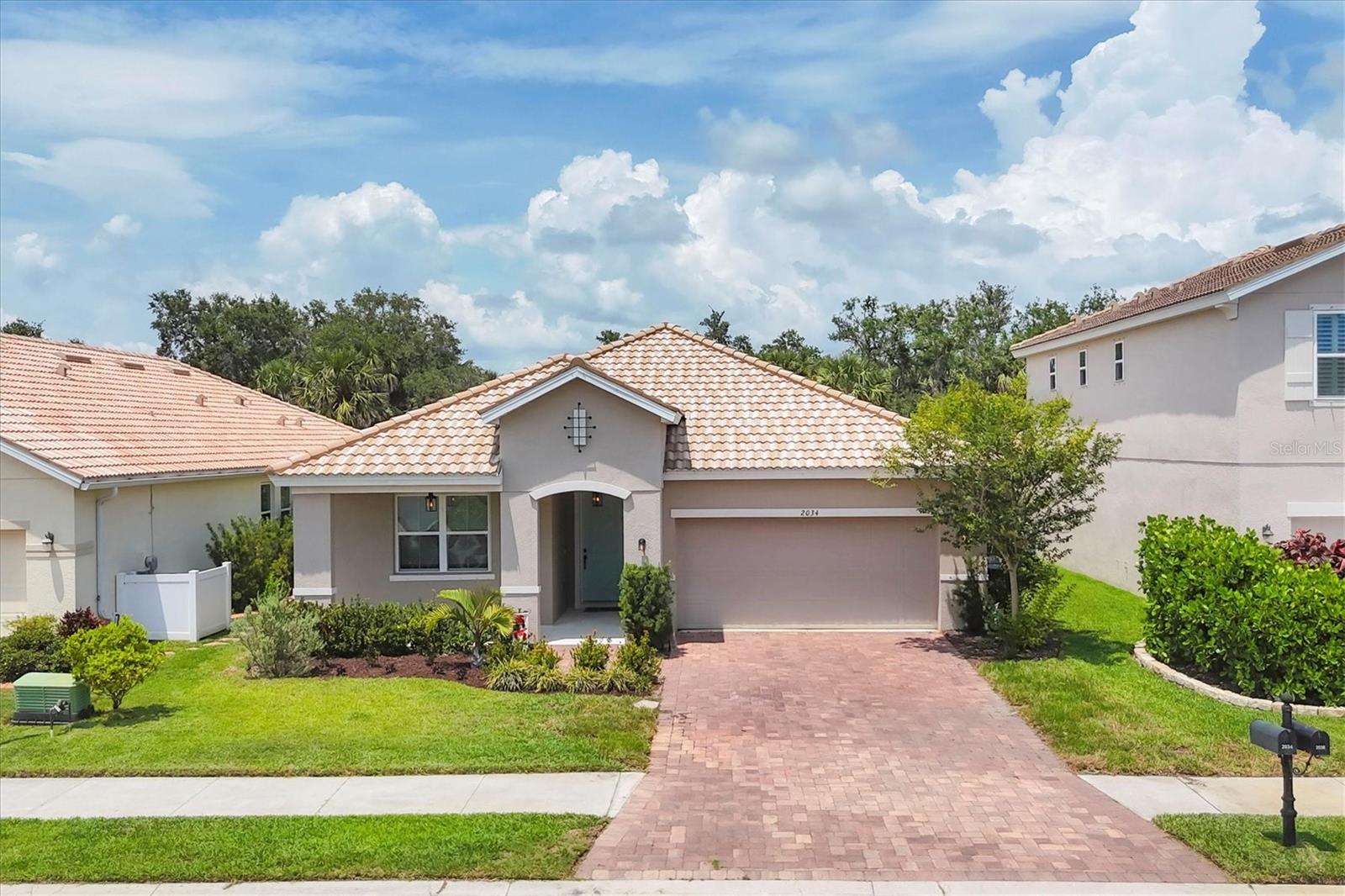 2034 MESIC HAMMOCK WAY
