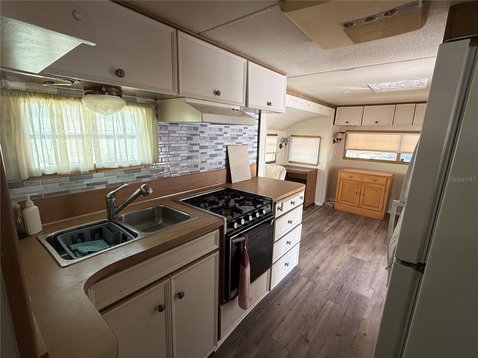 1475 FLAMINGO DR #162