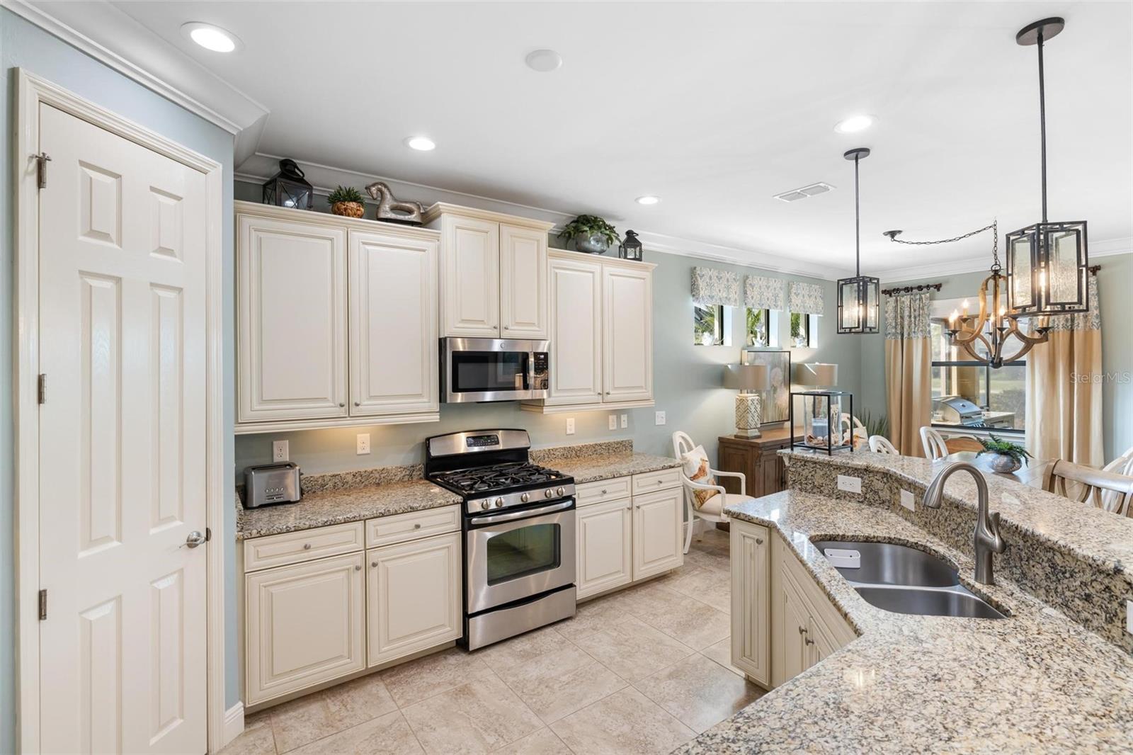 1254 CIELO CT