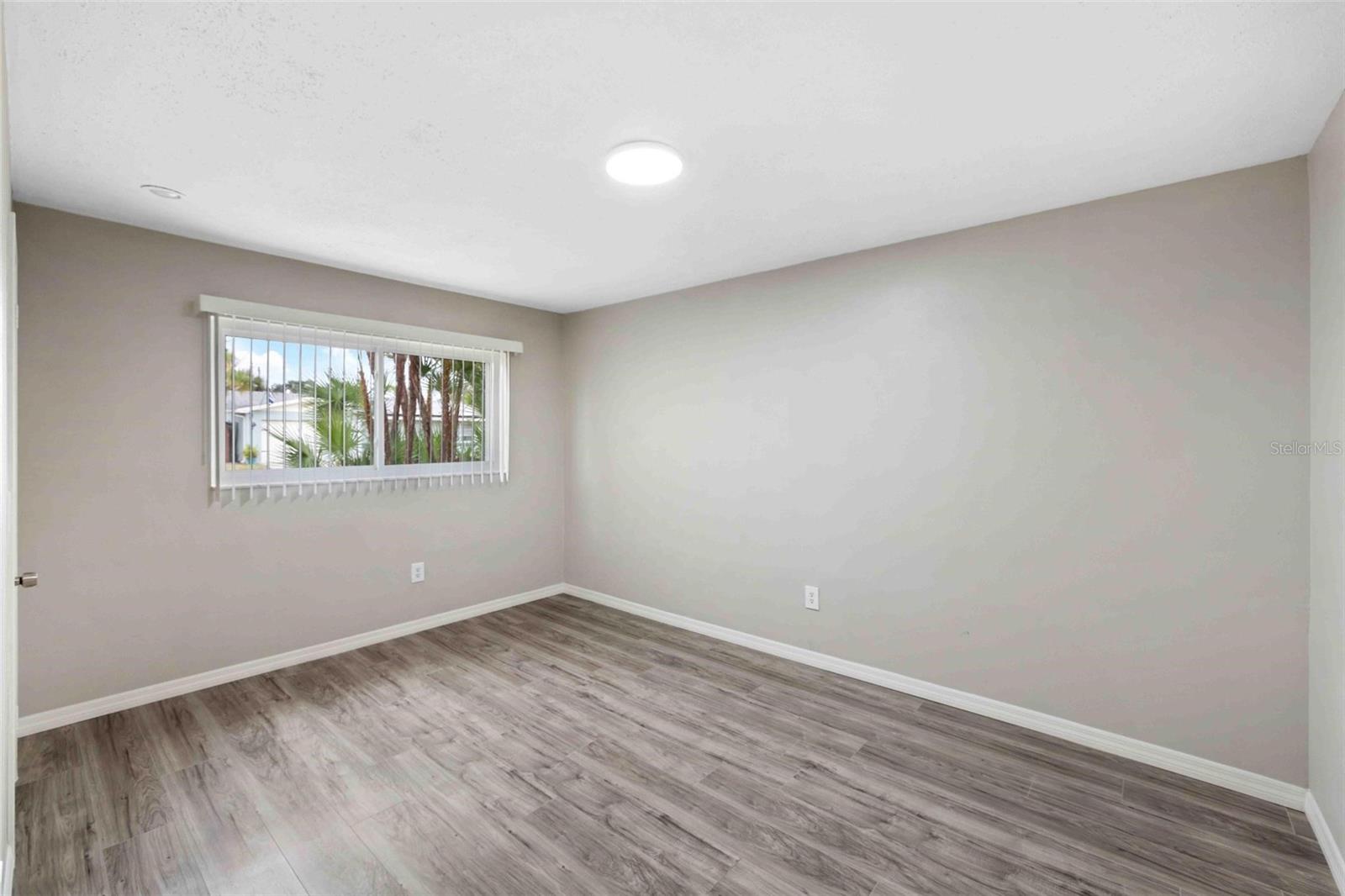 8190 PORTO CHICO AVE