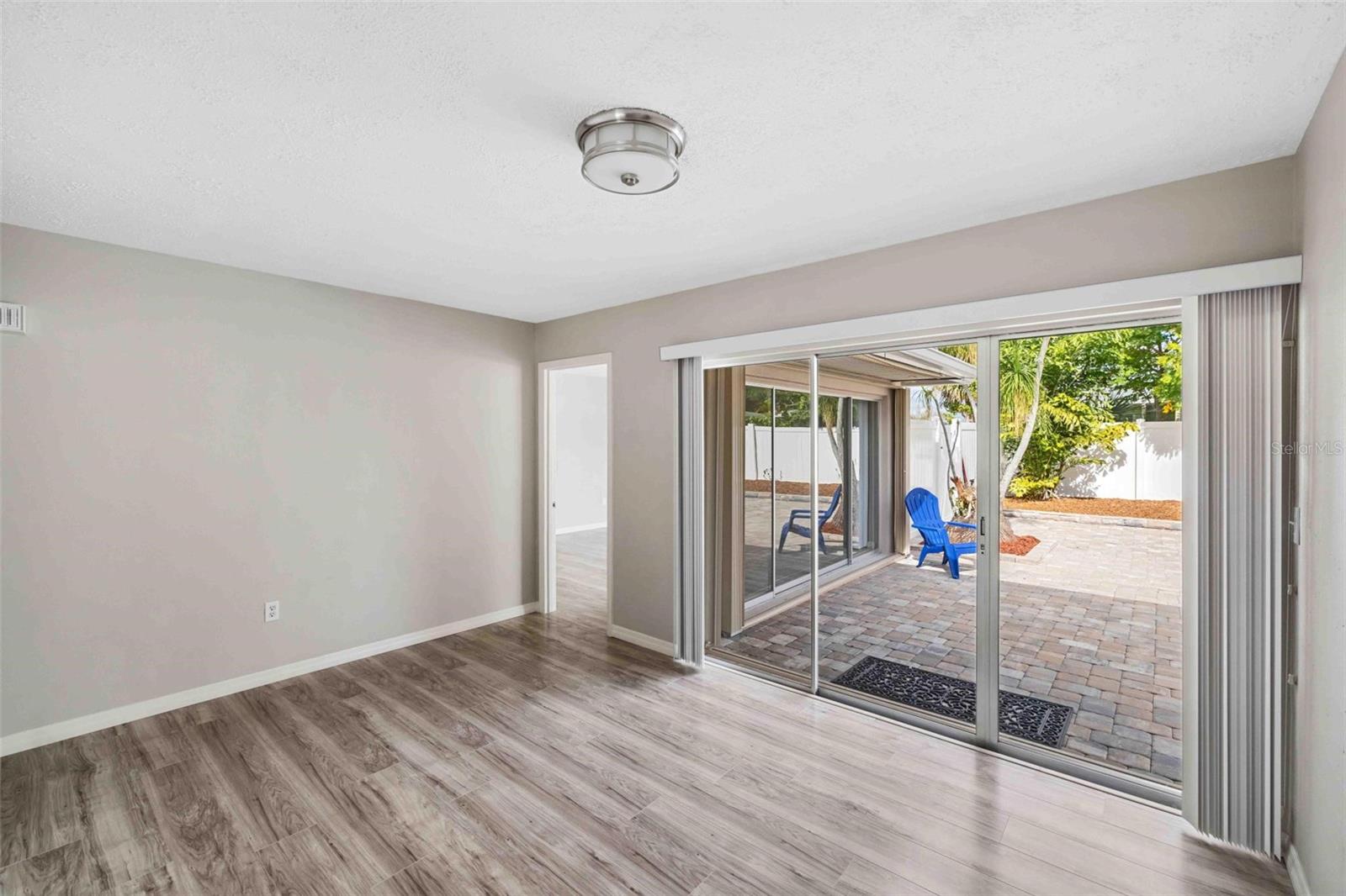 8190 PORTO CHICO AVE