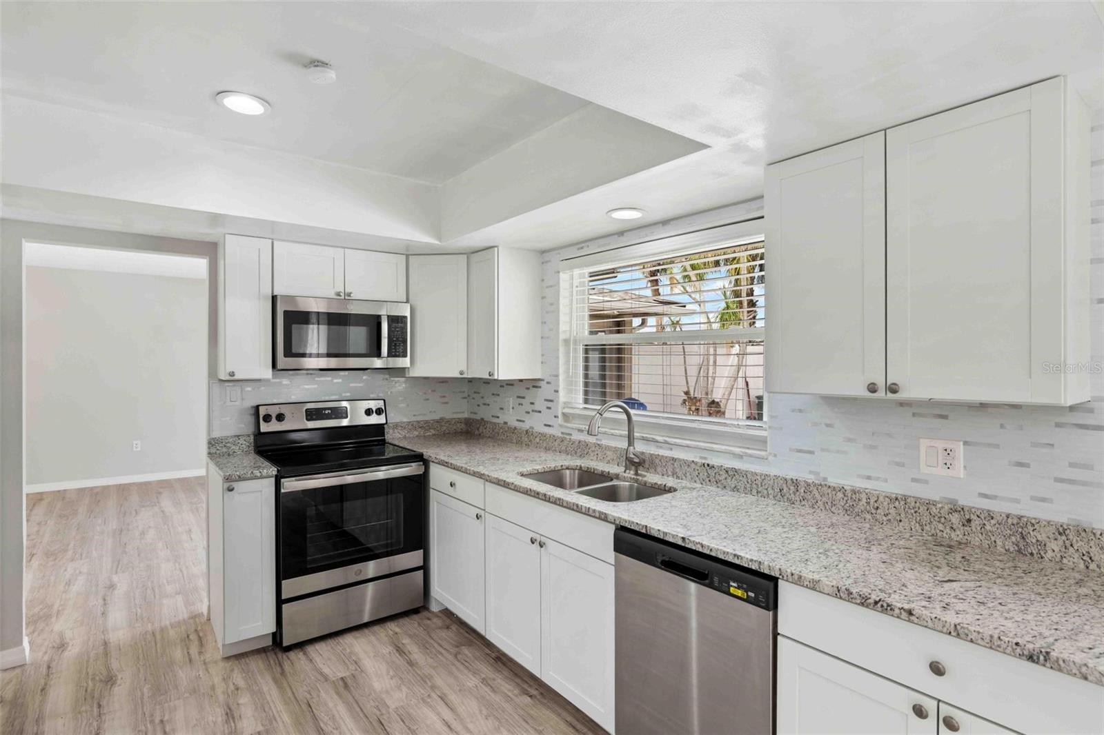 8190 PORTO CHICO AVE