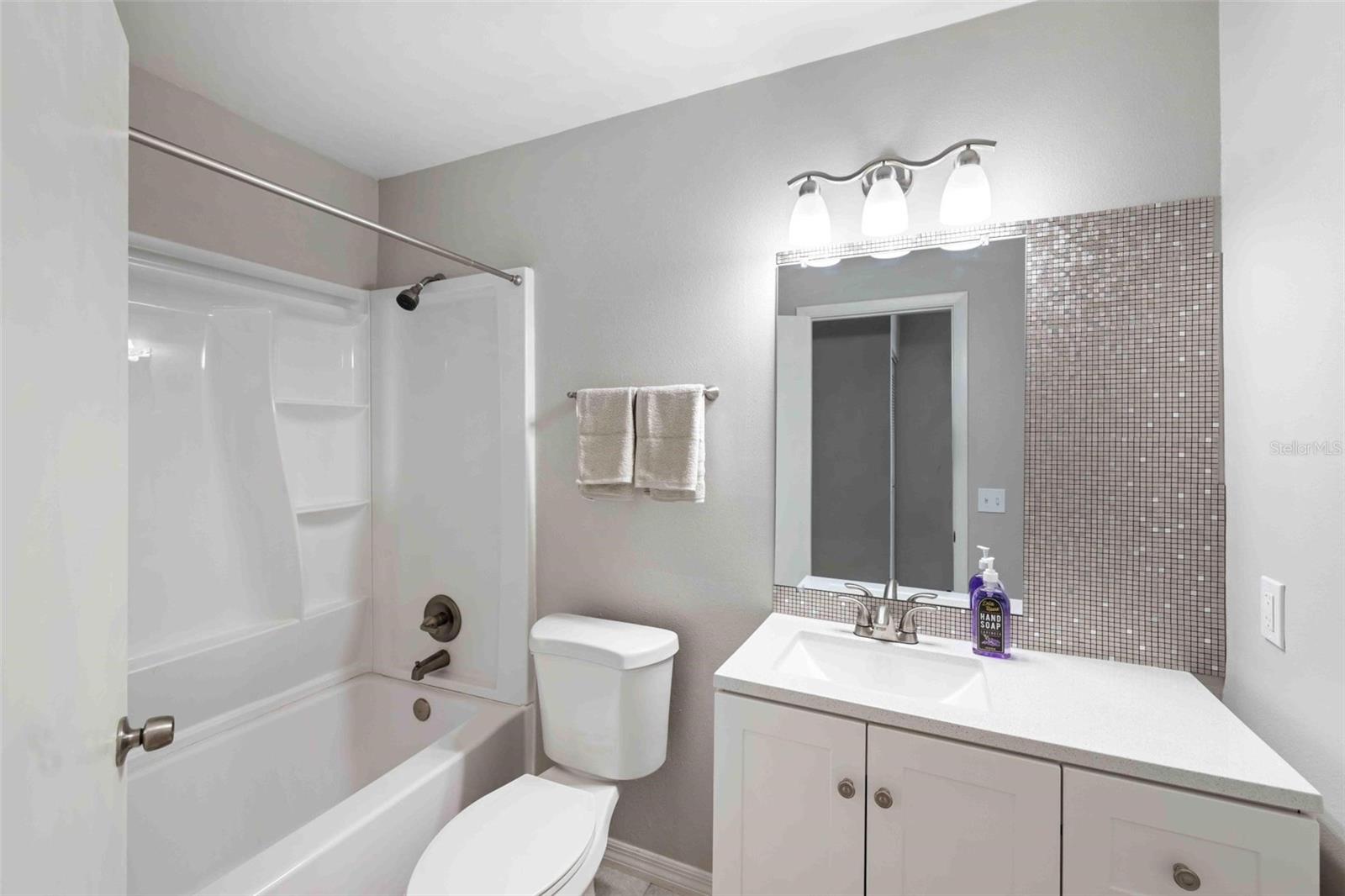 8190 PORTO CHICO AVE