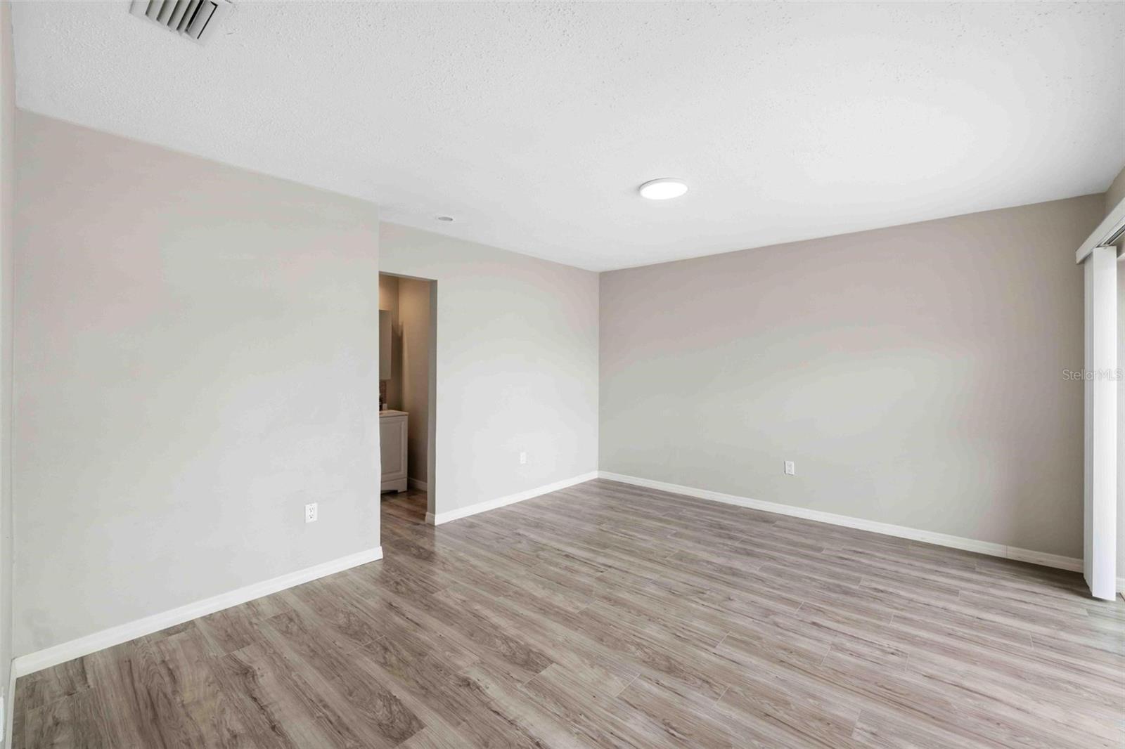 8190 PORTO CHICO AVE