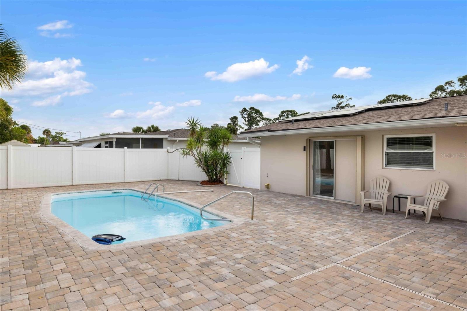 8190 PORTO CHICO AVE