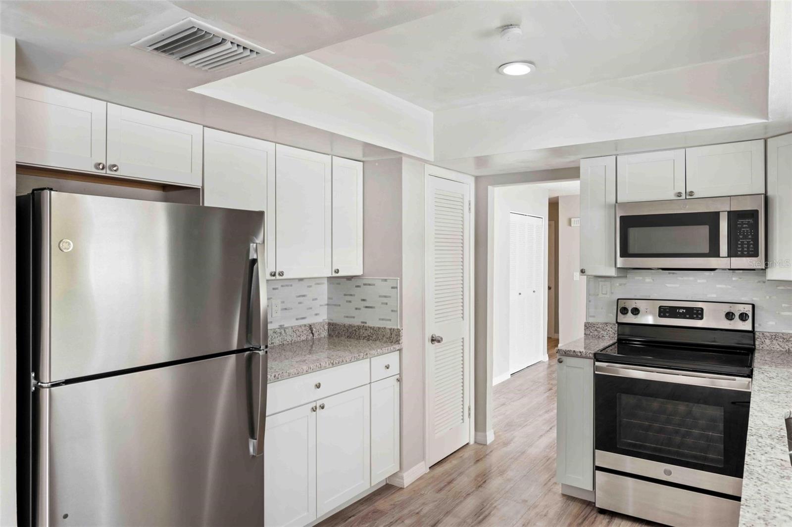 8190 PORTO CHICO AVE