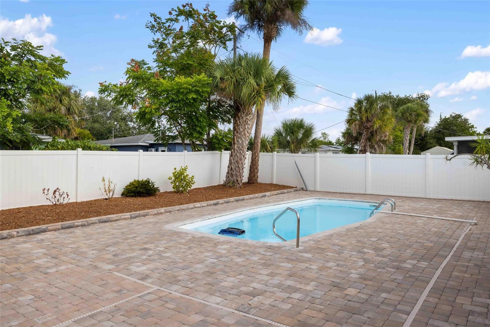 8190 PORTO CHICO AVE