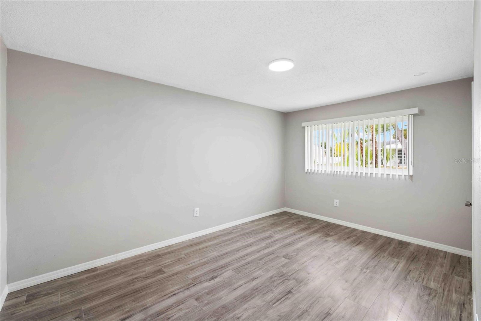 8190 PORTO CHICO AVE