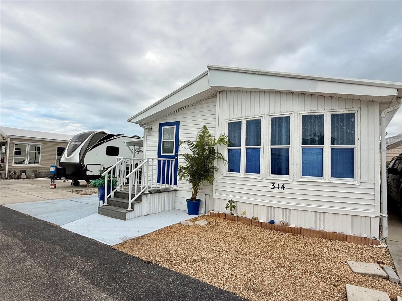 1475 FLAMINGO DR #314