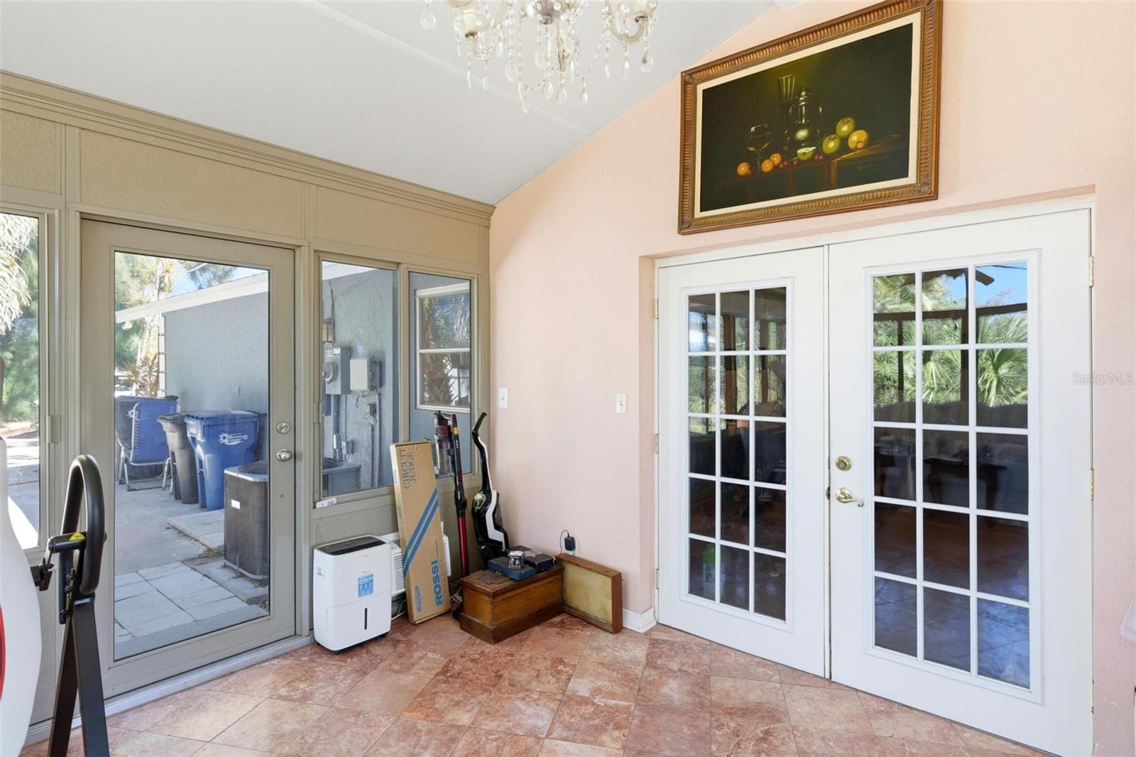 2512 16TH AVENUE DR E