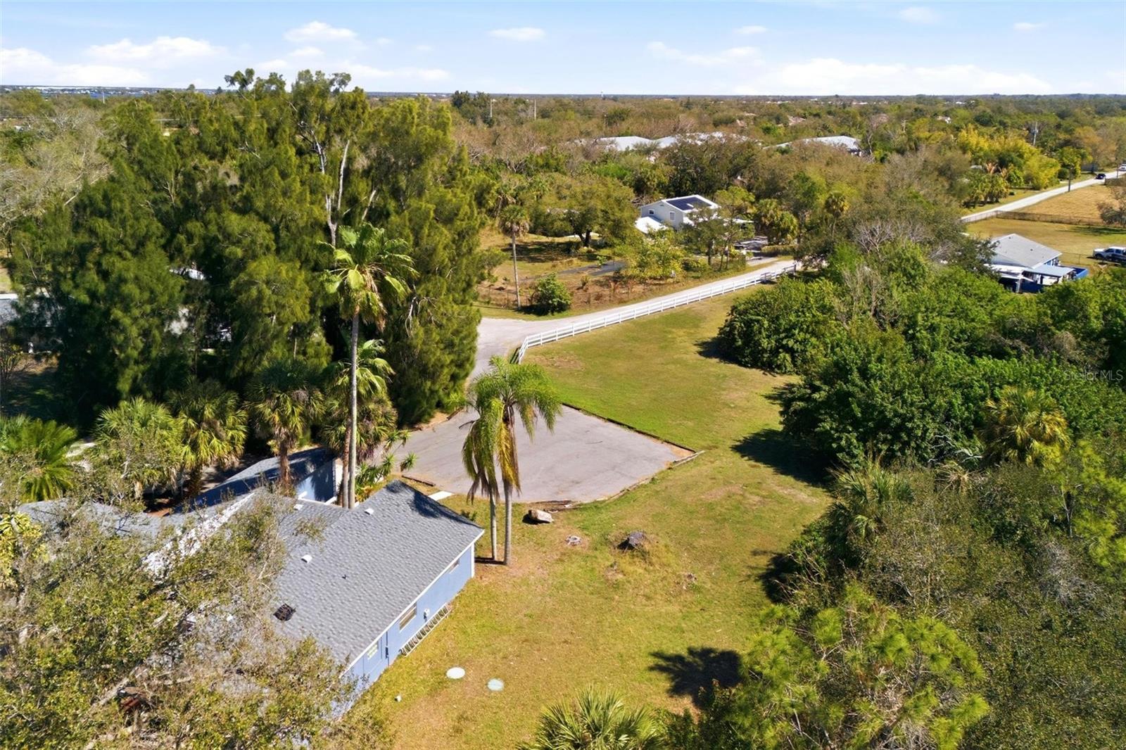 2512 16TH AVENUE DR E