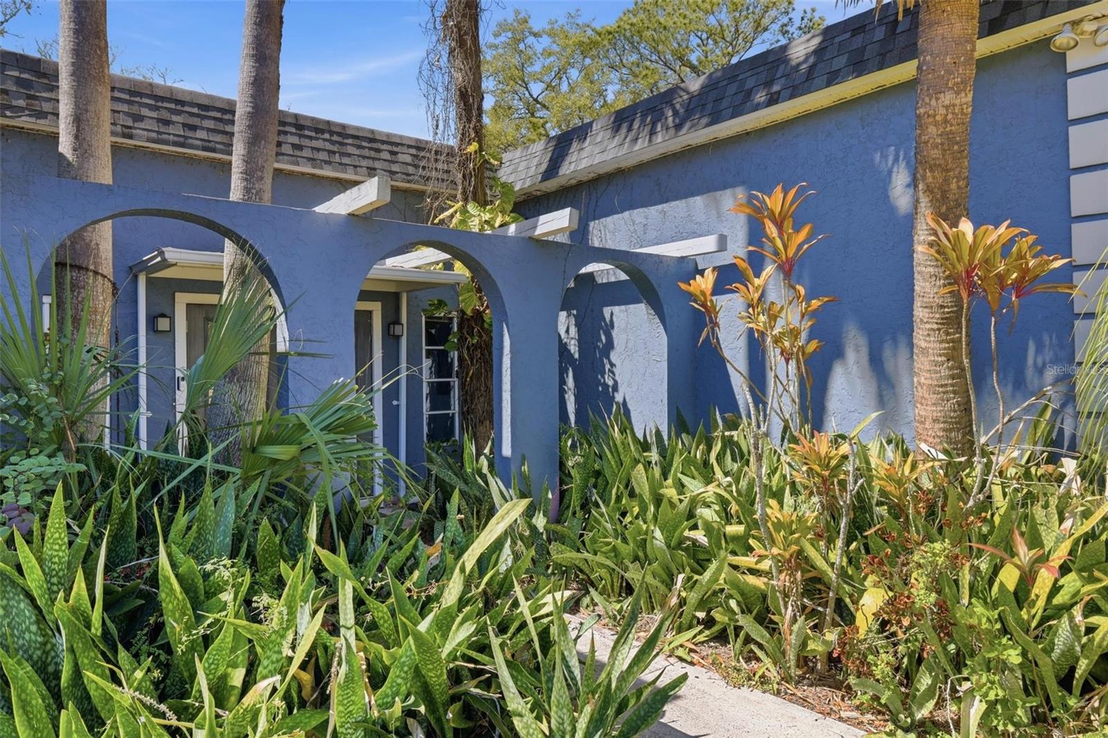 2512 16TH AVENUE DR E