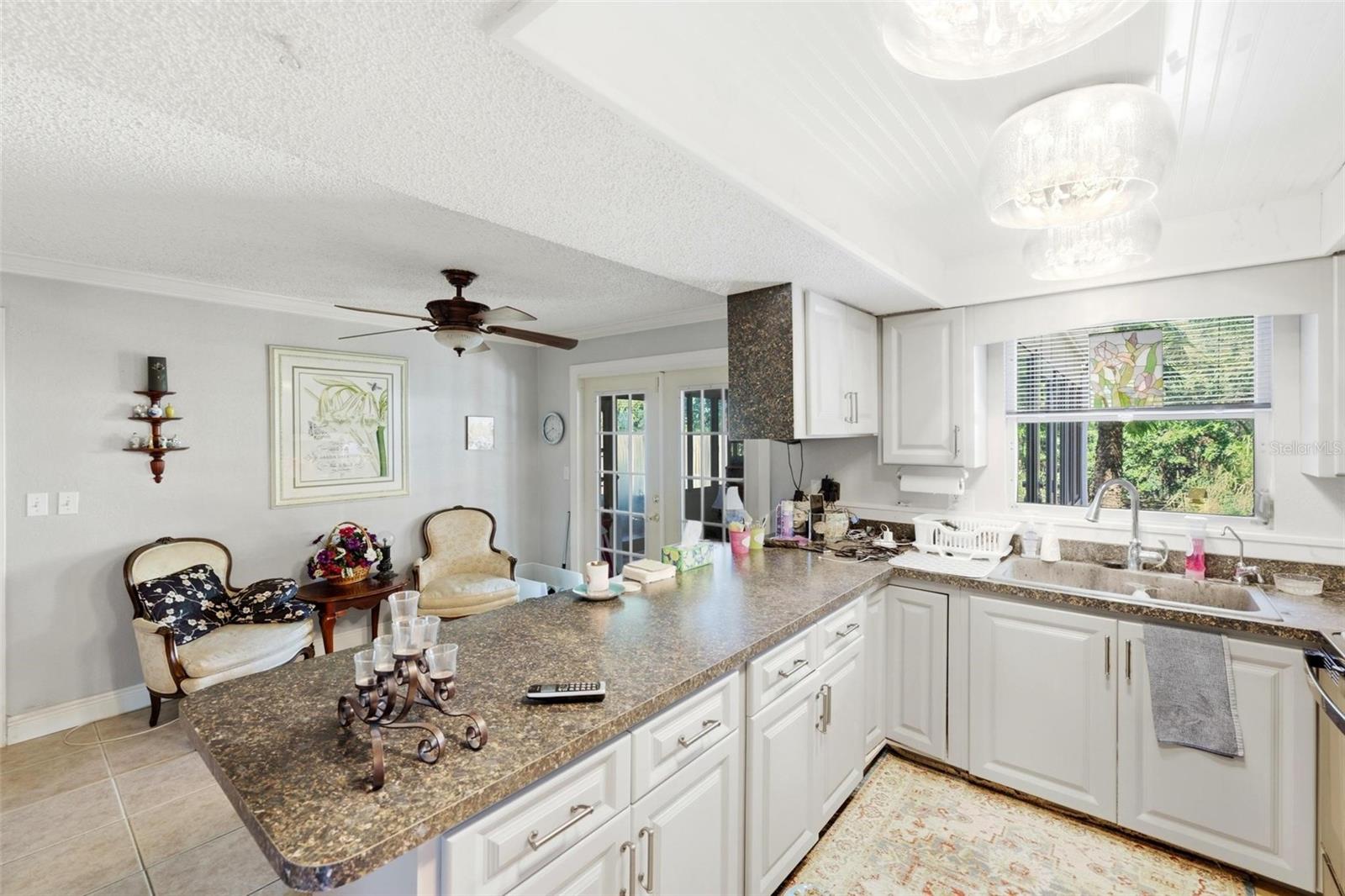 2512 16TH AVENUE DR E