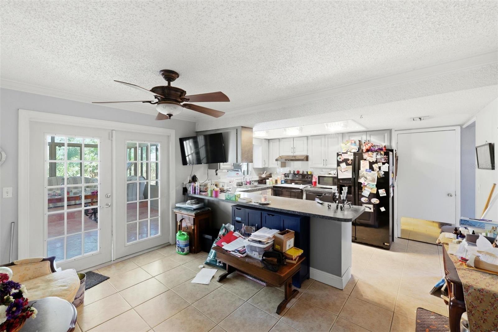 2512 16TH AVENUE DR E