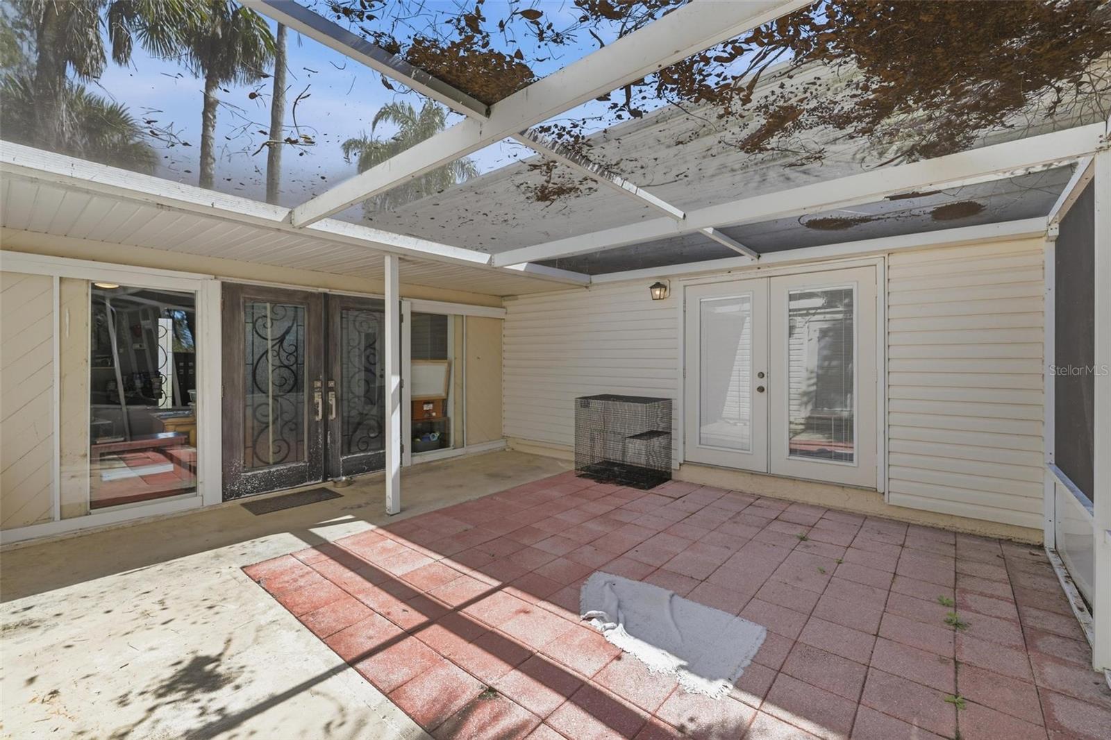 2512 16TH AVENUE DR E