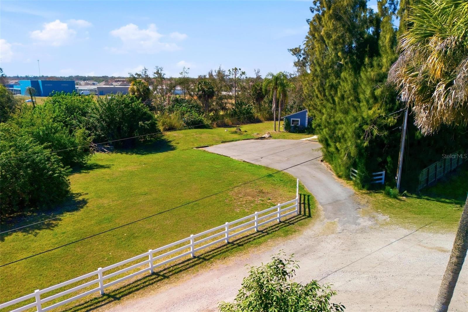 2512 16TH AVENUE DR E