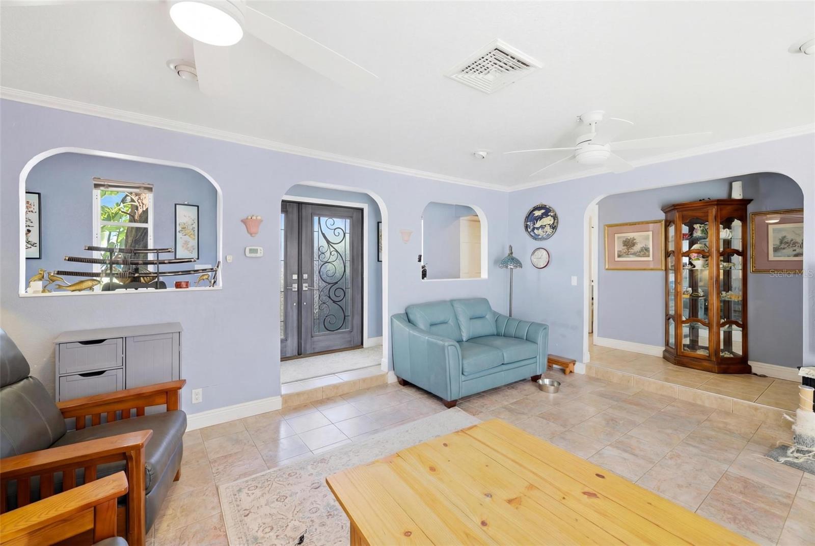 2512 16TH AVENUE DR E