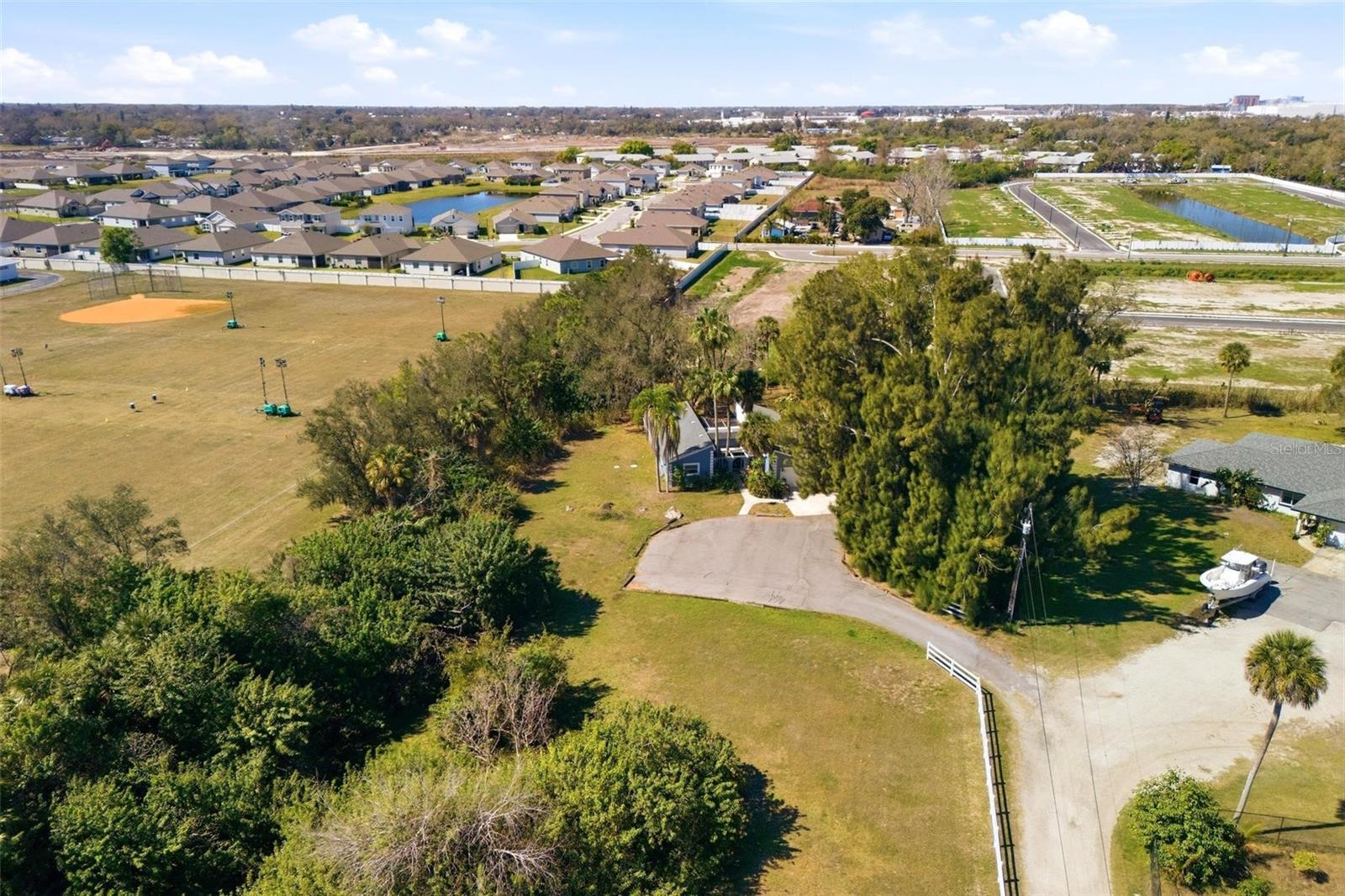 2512 16TH AVENUE DR E