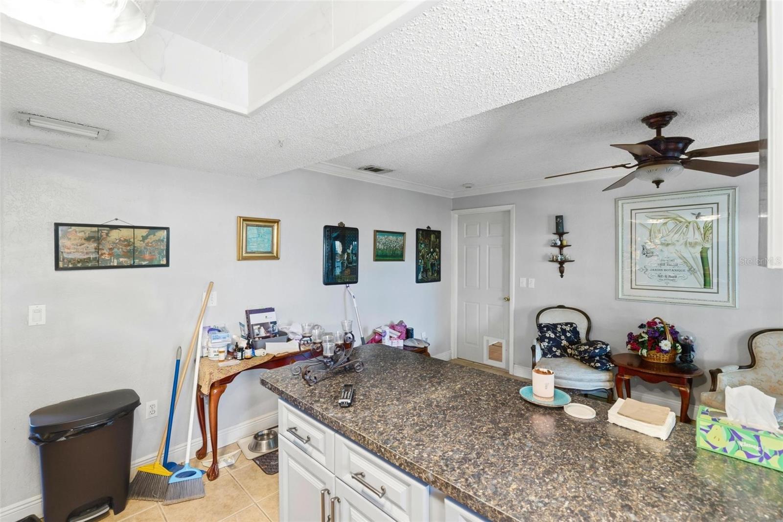 2512 16TH AVENUE DR E