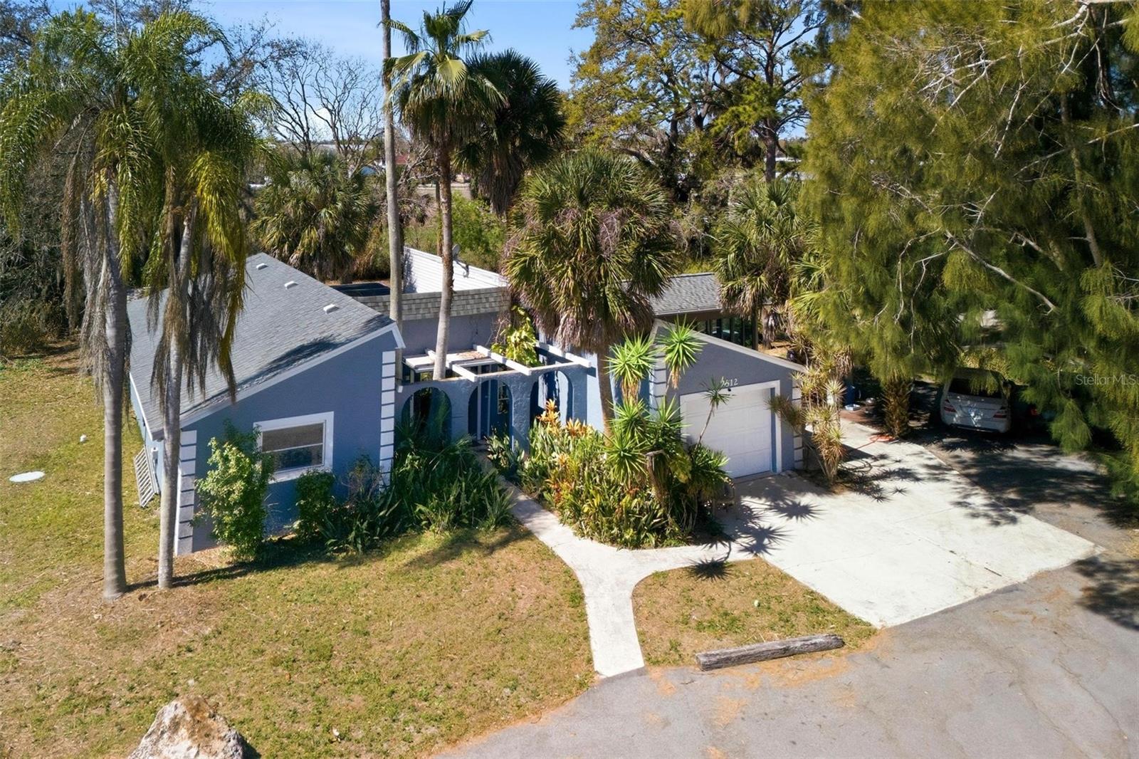 2512 16TH AVENUE DR E
