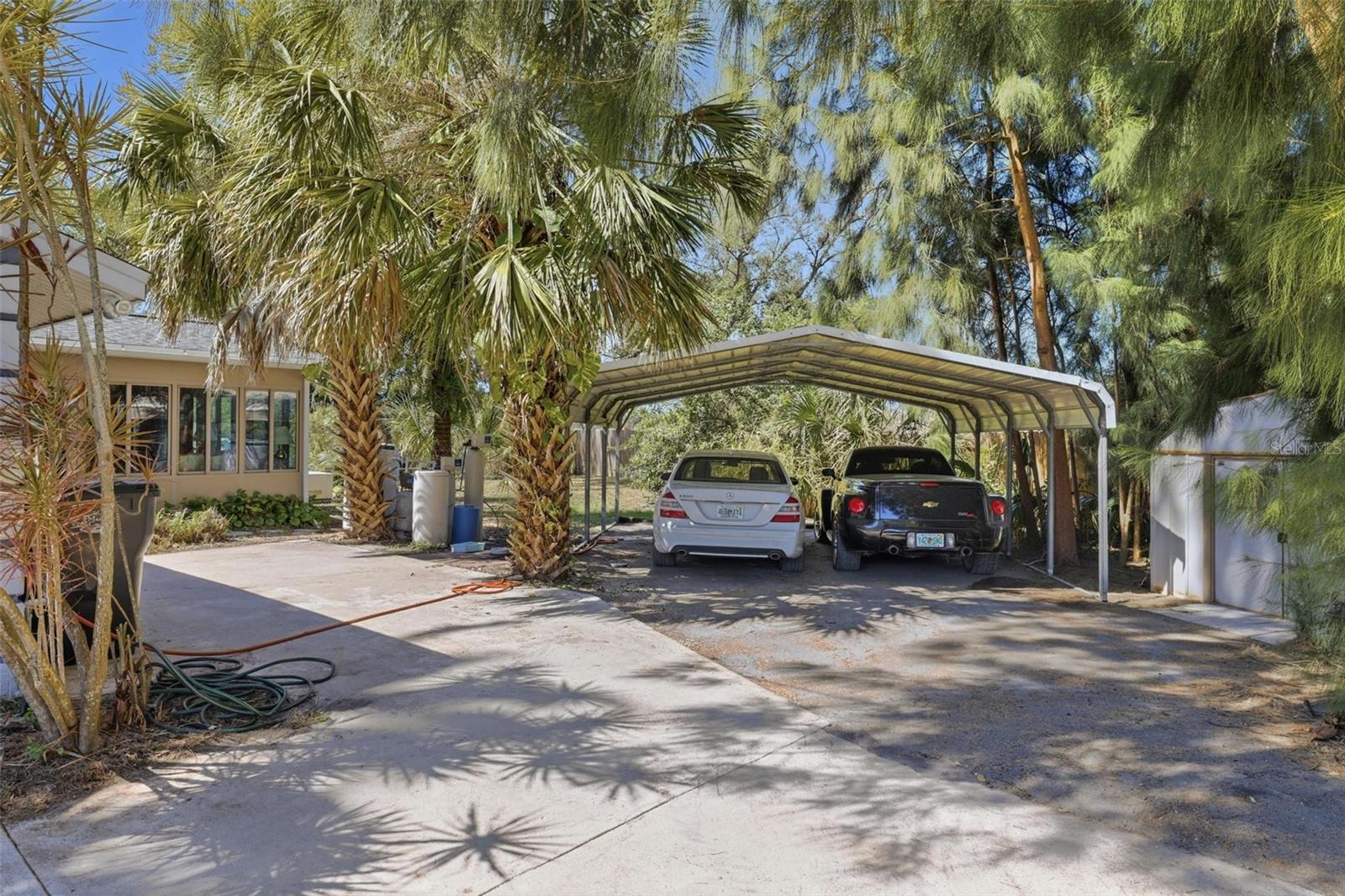 2512 16TH AVENUE DR E